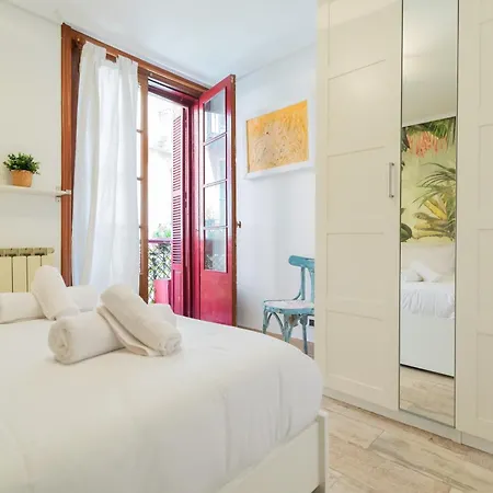 Kapelagile Kalea-calle Sombrereria Apartamento *